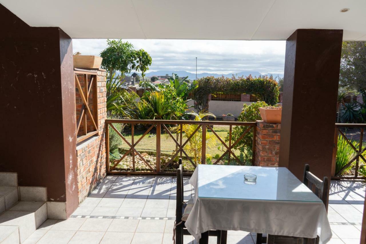 Guest House Arosfa Mossel Bay Exterior foto
