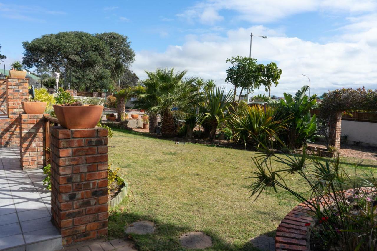 Guest House Arosfa Mossel Bay Exterior foto